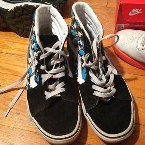 Size 8 by Vans.Blue, white, black